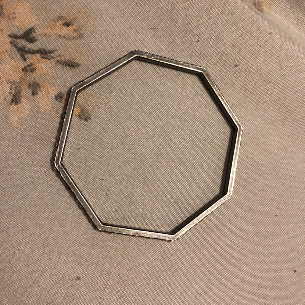 Octagonal Rhinestone Metal Bracelet! - Picture 2 of 2